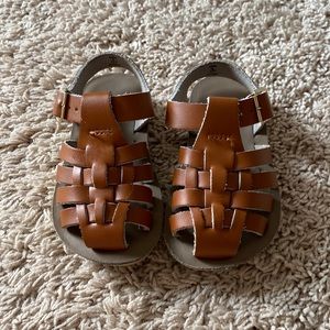 Salt Water Sandals size 5 first walker